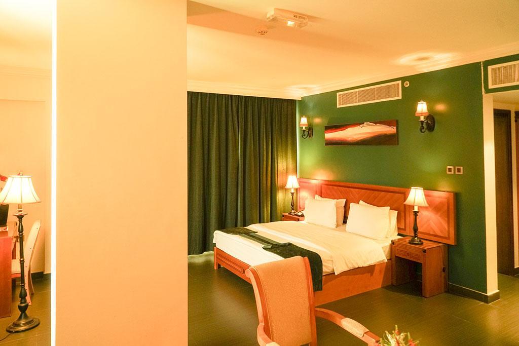 La Rosa Hotel By Brother International Muskat Bagian luar foto