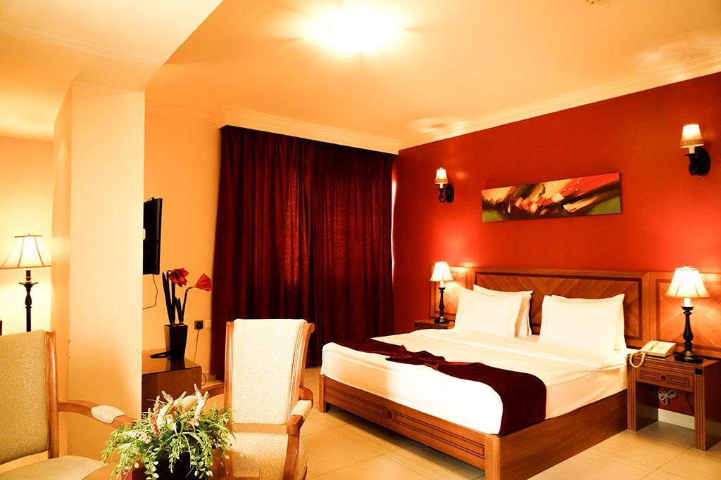 La Rosa Hotel By Brother International Muskat Bagian luar foto